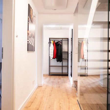 Klassen Apartments! Stadtnahes Ferienhaus* Mit Terrasse In Aulendorf * Fuer 6-8 Personen エクステリア 写真
